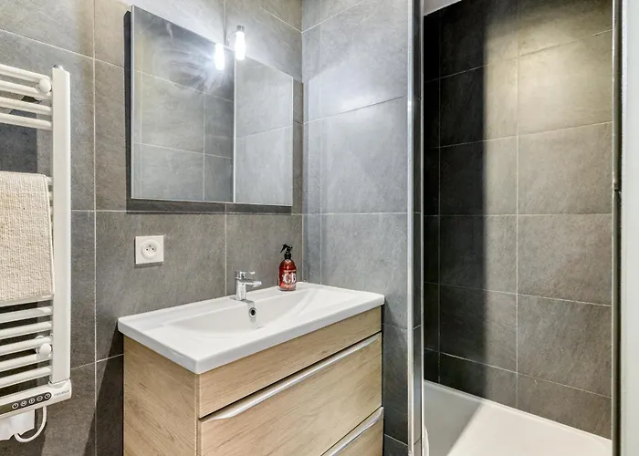 Le Maquens - Parking Gratuit - Wifi - Netflix Apartment *